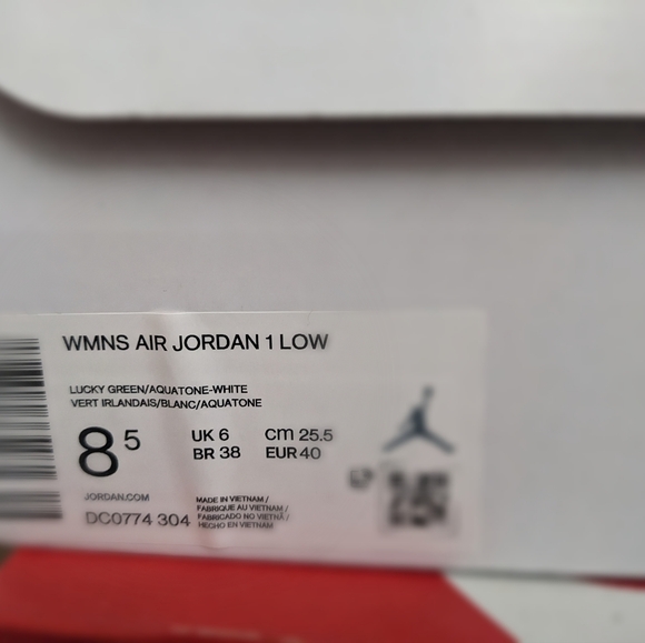 JORDAN 1 LOW LUCKY GREEN AQUATONE - Picture 6 of 6